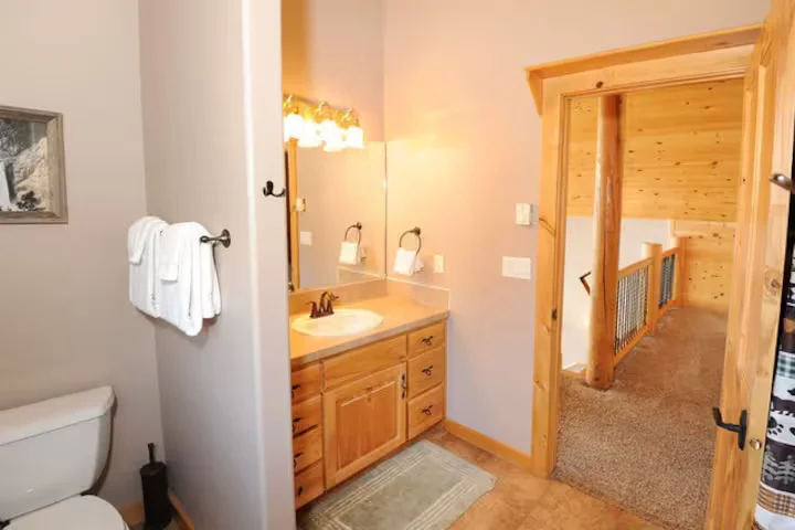 Bear Creek (YellowStone, ID) - bathroom vanity area